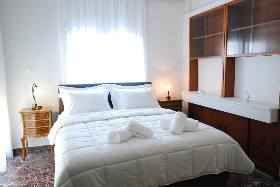 Central Heraklion Lovely Boutique 2-Bedroom Apartment. Olympia. Exterior foto